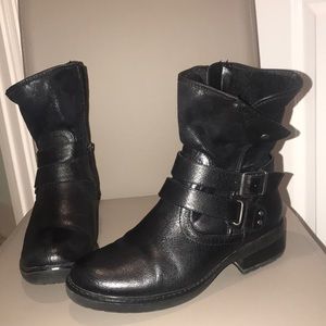 bare traps hailie bootie